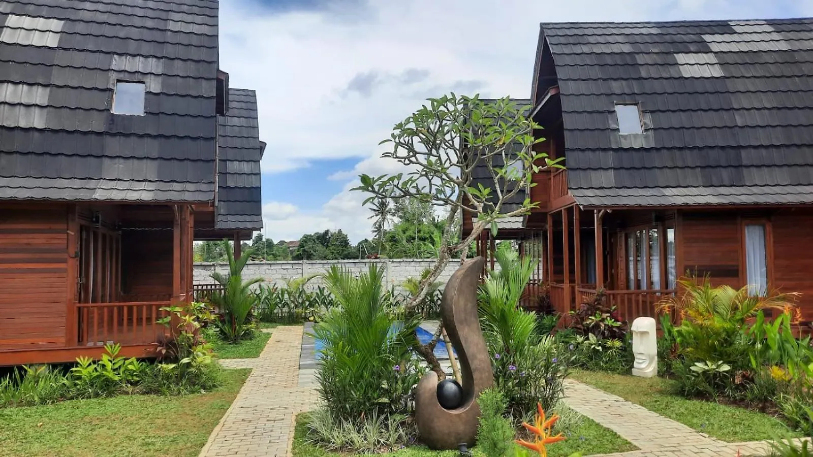 Villa Kayu Joglos Ubud