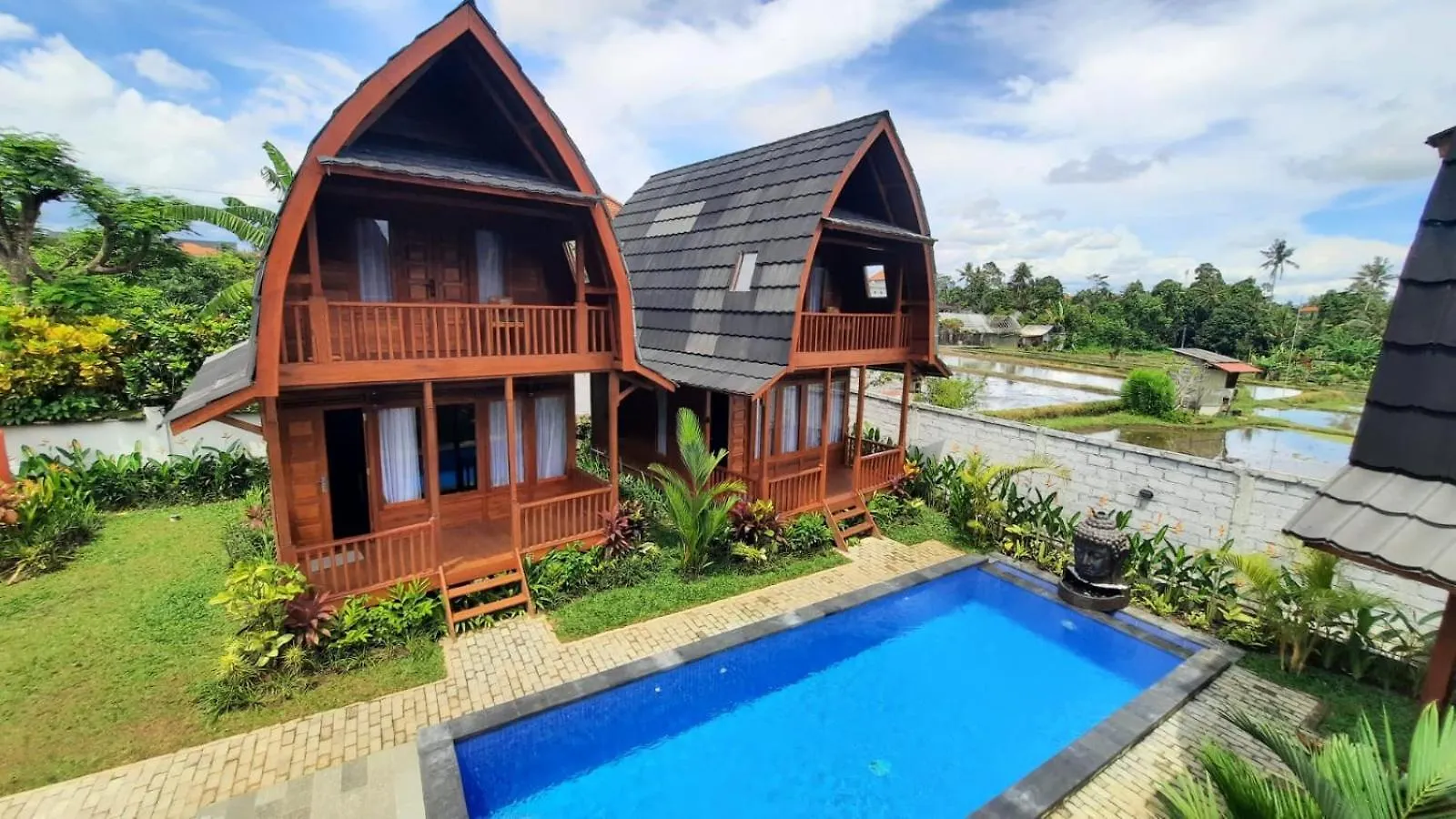 Kayu Joglos Ubud Indonesia